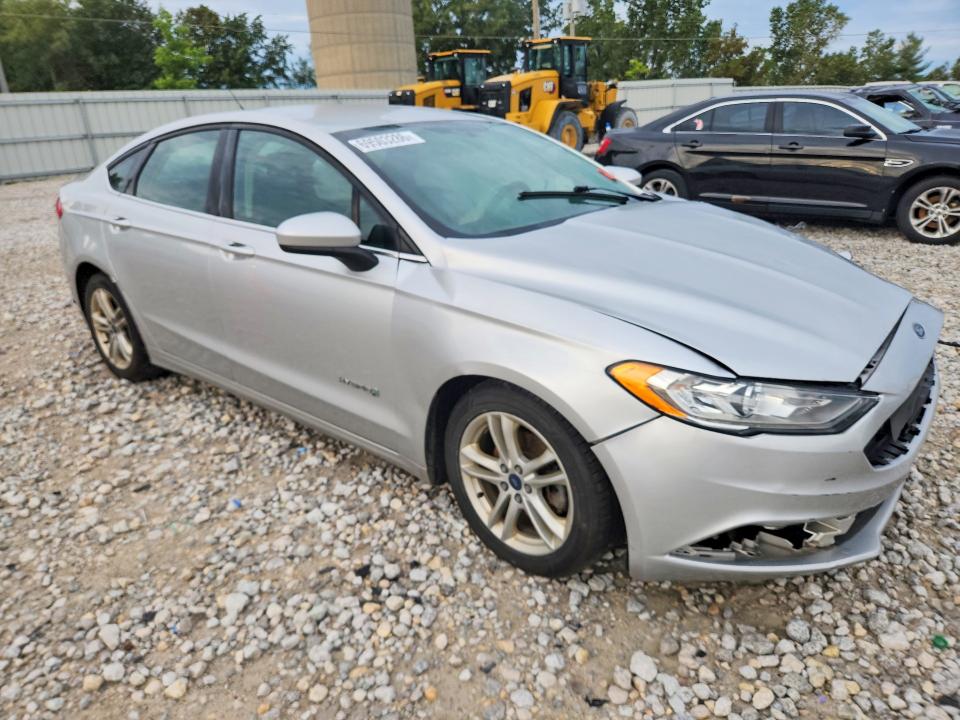 Продаж на аукціоні авто 2018 Ford Fusion, vin: 3FA6P0LU8JR216125, номер лоту: 69503286