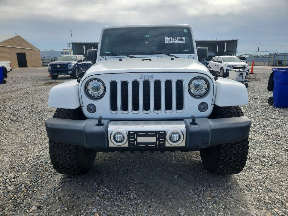 67472146 :رقم المزاد ، 1C4BJWEGXHL690591 vin ، 2017 Jeep Wrangler Unlimited مزاد بيع