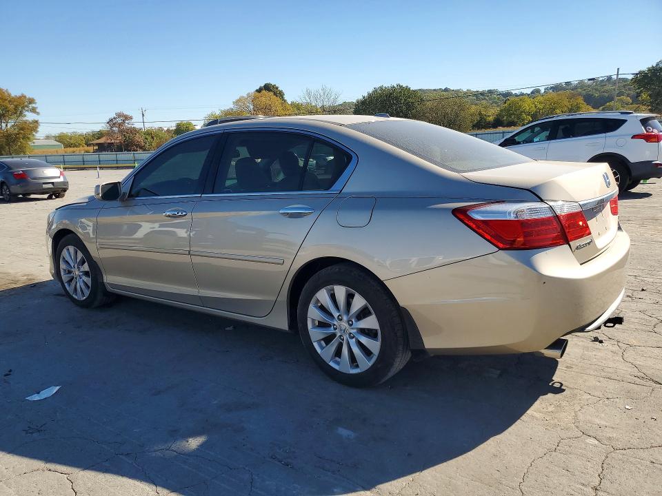 70925816 :رقم المزاد ، 1HGCR3F8XDA023904 vin ، 2013 Honda Accord مزاد بيع