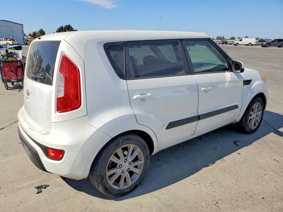 Продажа на аукционе авто 2013 Kia Soul, vin: KNDJT2A67D7569029, номер лота: 69885076