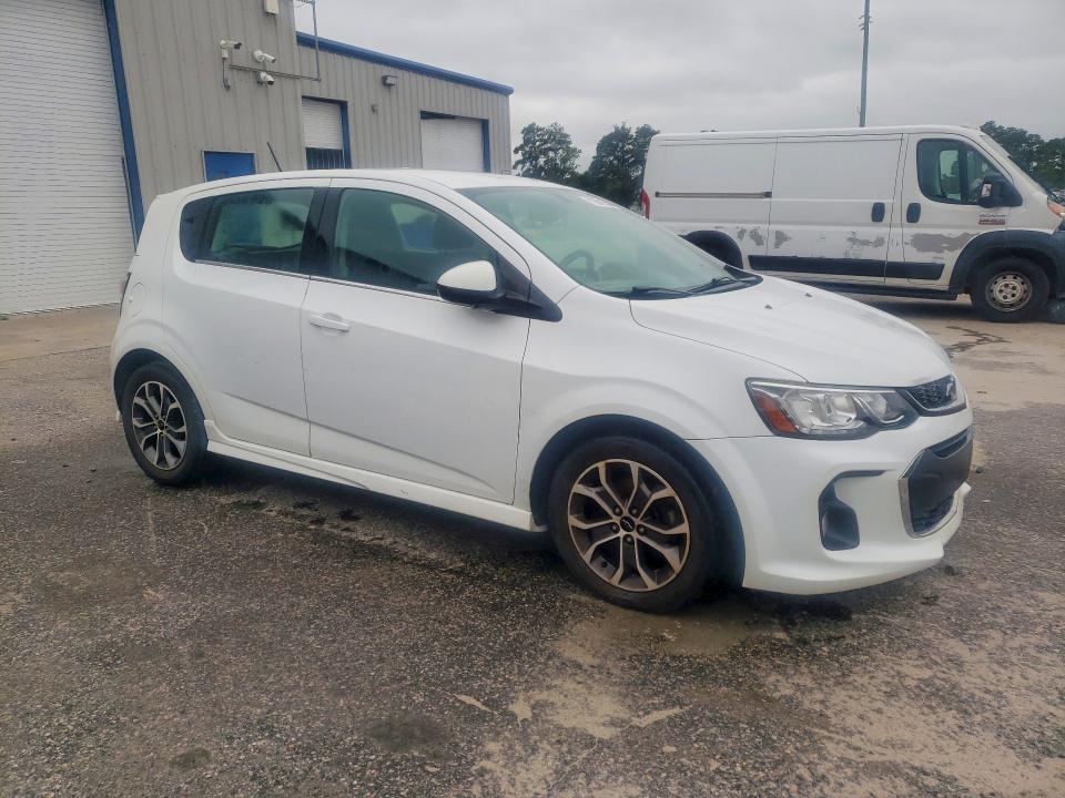 Продажа на аукционе авто 2019 Chevrolet Sonic, vin: 1G1JD6SB9K4138425, номер лота: 70551536