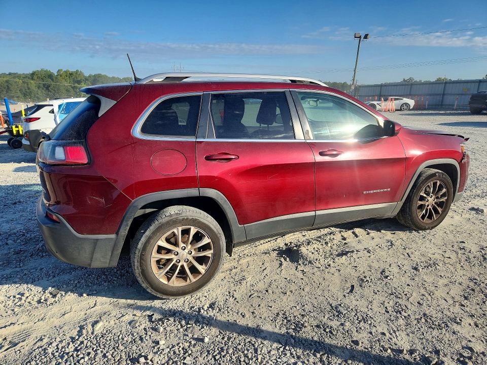 67515306 :رقم المزاد ، 1C4PJLCB9KD264534 vin ، 2019 Jeep Cherokee مزاد بيع