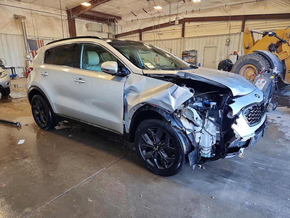 2020 Kia Sportage მანქანა იყიდება აუქციონზე, vin: KNDP6CAC1L7665489, აუქციონის ნომერი: 70330366