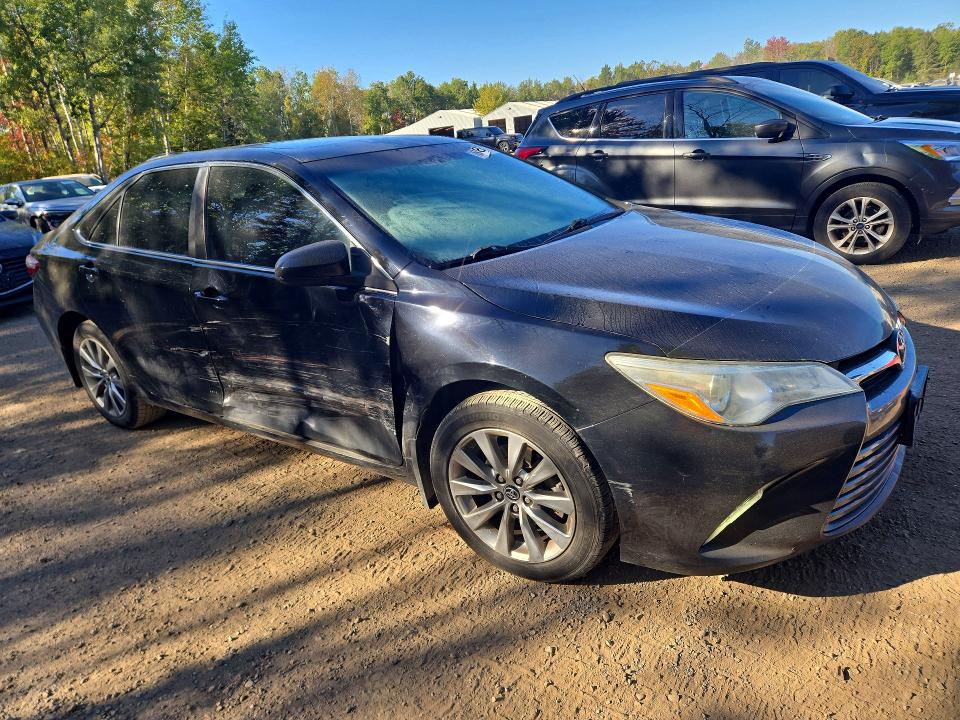 2015 Toyota Camry მანქანა იყიდება აუქციონზე, vin: 4T1BF1FK5FU944914, აუქციონის ნომერი: 69891986