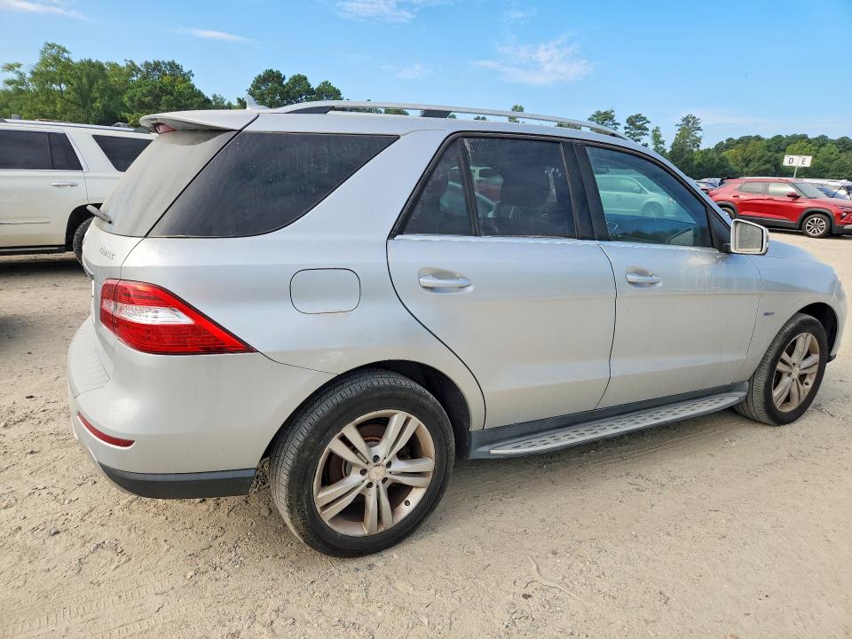 69690106 :رقم المزاد ، 4JGDA5HB0CA035178 vin ، 2012 Mercedes-benz Ml مزاد بيع