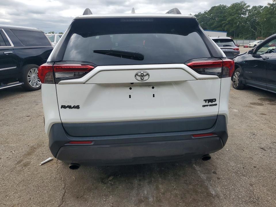 Aukcja sprzedaży 2021 Toyota Rav4, vin: 2T3S1RFV2MW215801, numer aukcji: 70371536