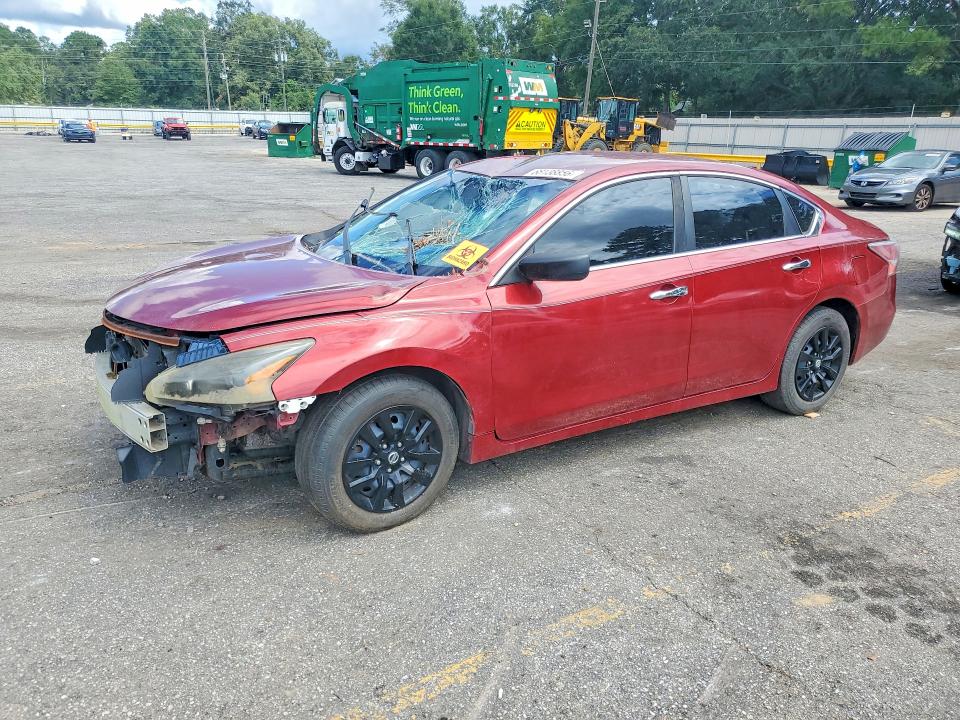 2014 Nissan Altima მანქანა იყიდება აუქციონზე, vin: 1N4AL3AP6EN215553, აუქციონის ნომერი: 68138856
