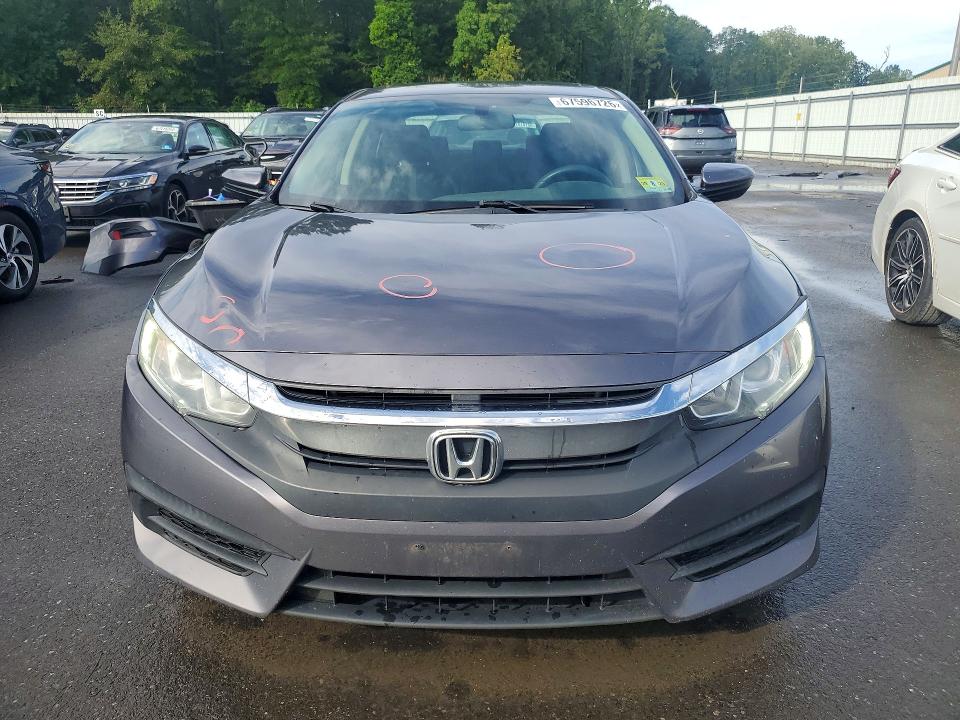 67596726 :رقم المزاد ، 19XFC2F73HE219345 vin ، 2017 Honda Civic مزاد بيع