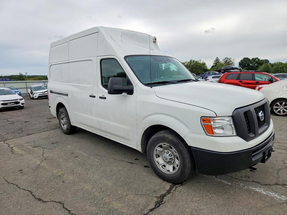 70117106 :رقم المزاد ، 1N6AF0LY8JN802253 vin ، 2018 Nissan Nv مزاد بيع