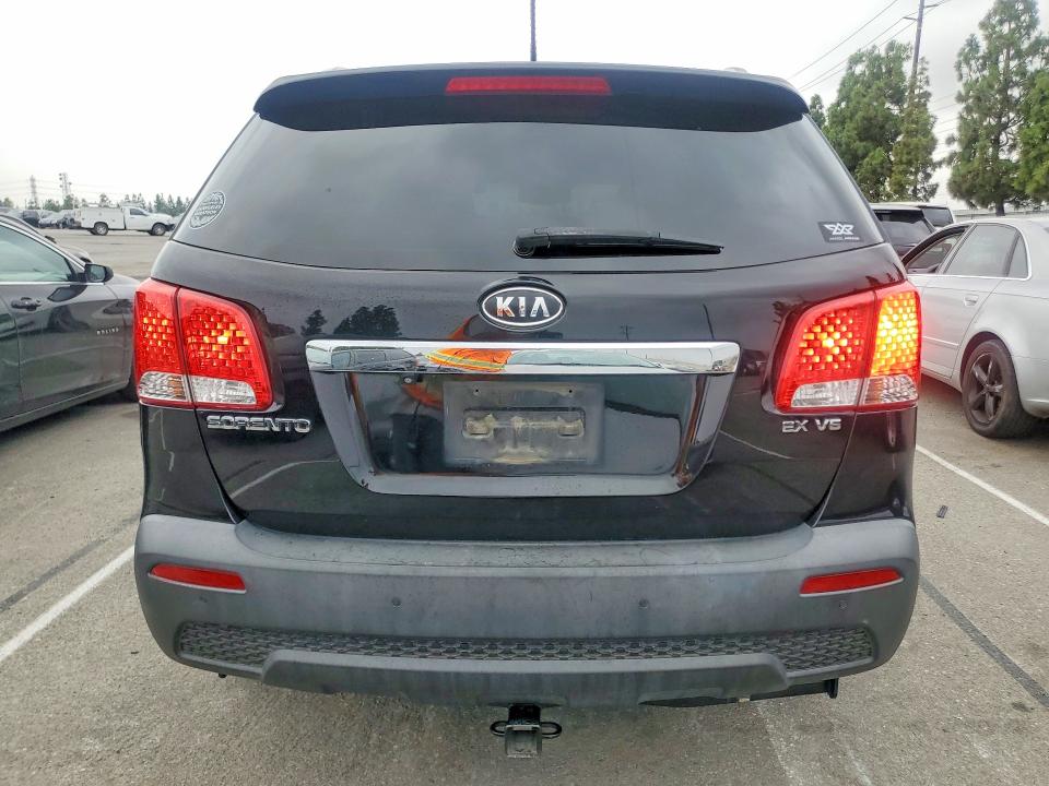Продаж на аукціоні авто 2011 Kia Sorento, vin: 5XYKU4A27BG051304, номер лоту: 68700796