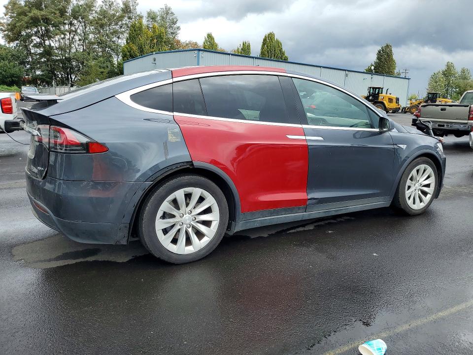 Продажа на аукционе авто 2016 Tesla Model X, vin: 5YJXCAE24GF017840, номер лота: 67245376
