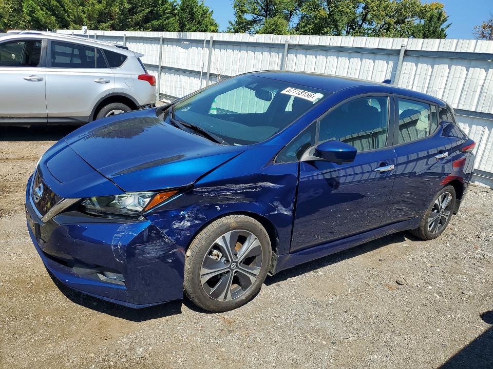 67718156 :رقم المزاد ، 1N4BZ1CV9NC560753 vin ، 2022 Nissan Leaf مزاد بيع