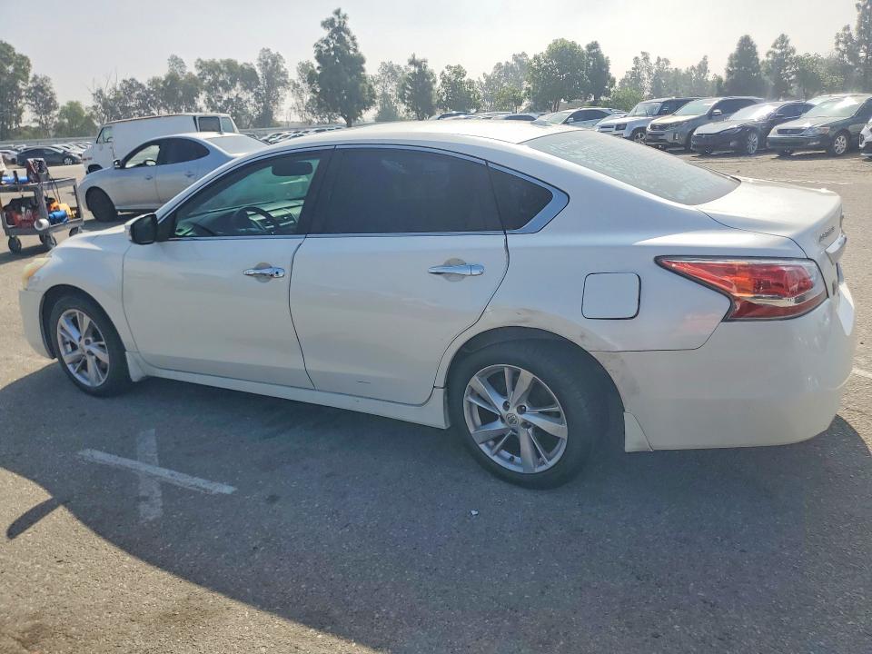 67758236 :رقم المزاد ، 1N4AL3APXFC131961 vin ، 2015 Nissan Altima مزاد بيع