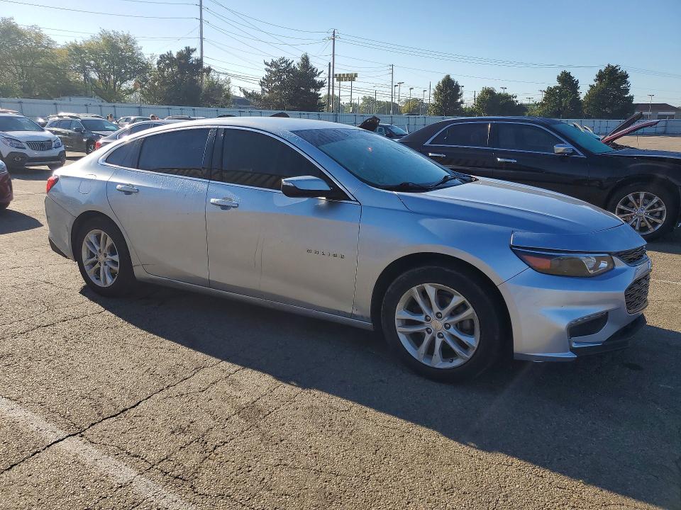 70908616 :رقم المزاد ، 1G1ZD5STXJF202741 vin ، 2018 Chevrolet Malibu مزاد بيع