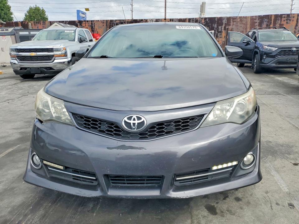2012 Toyota Camry მანქანა იყიდება აუქციონზე, vin: 4T1BF1FK4CU162227, აუქციონის ნომერი: 69350576