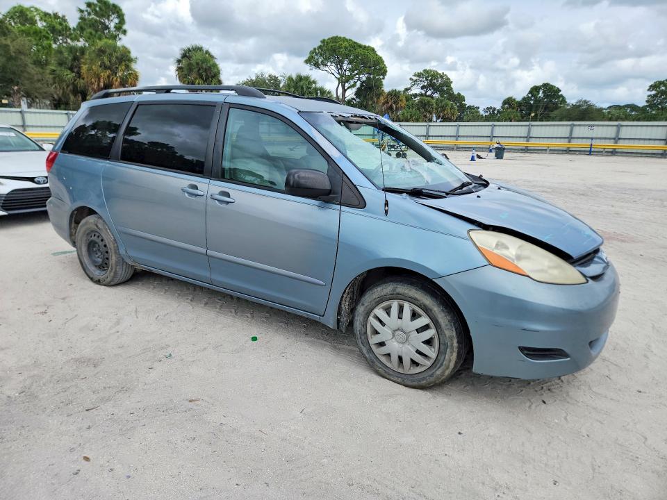 2007 Toyota Sienna მანქანა იყიდება აუქციონზე, vin: 5TDZK23C07S097422, აუქციონის ნომერი: 68745706