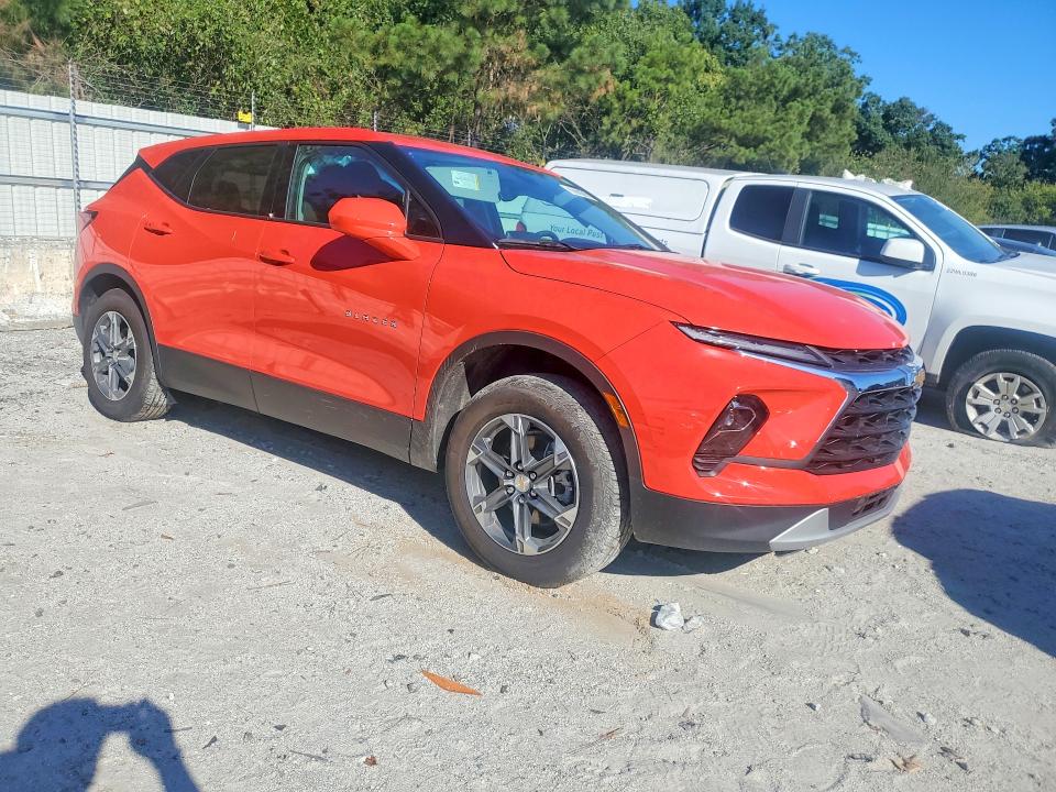 Продаж на аукціоні авто 2025 Chevrolet Blazer, vin: 3GNKBCR4XSS270284, номер лоту: 70737106