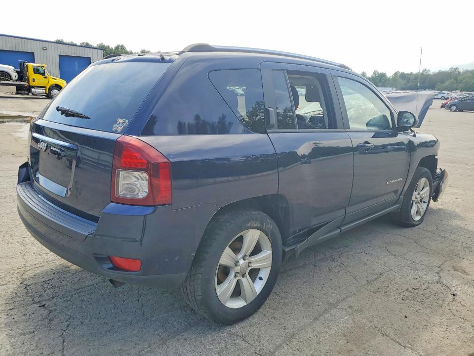 67636106 :رقم المزاد ، 1C4NJDBB0ED626706 vin ، 2014 Jeep Compass مزاد بيع