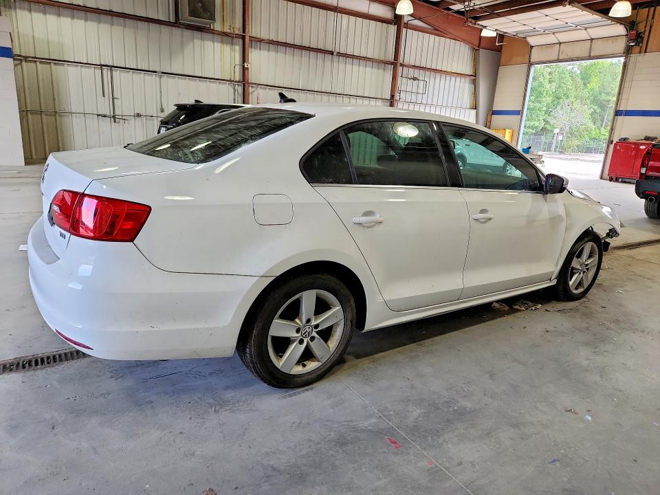 Продаж на аукціоні авто 2014 Volkswagen Jetta, vin: 3VWLL7AJ3EM374253, номер лоту: 68522036