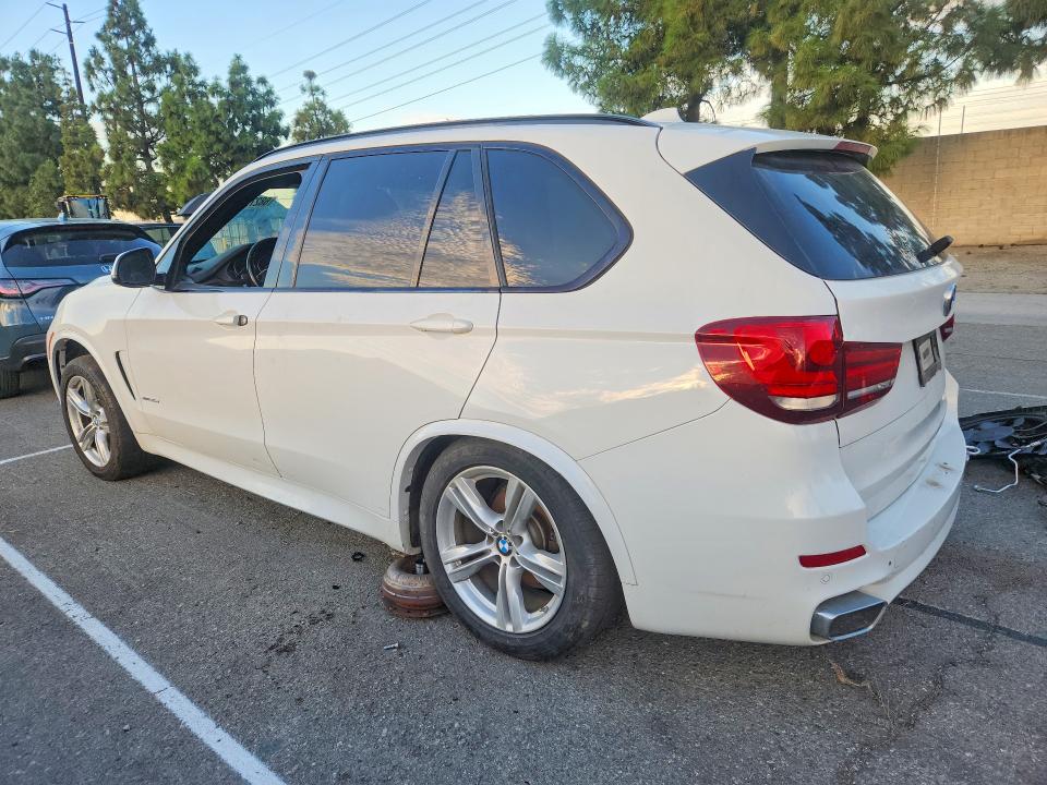 68277606 :رقم المزاد ، 5UXKS4C5XF0N07304 vin ، 2015 Bmw X5 مزاد بيع