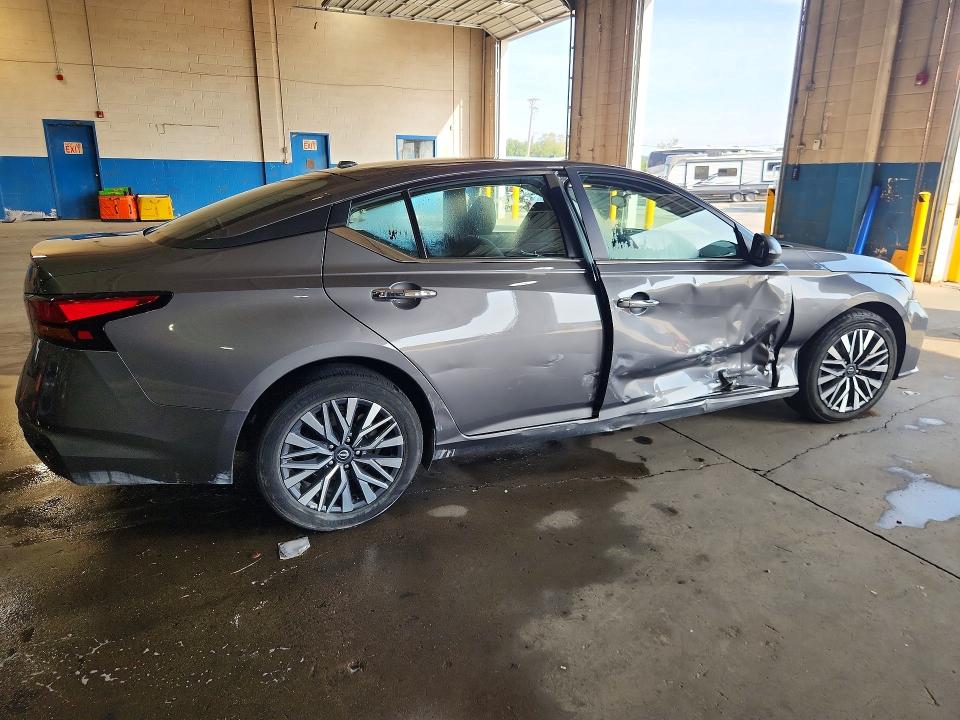67629886 :رقم المزاد ، 1N4BL4DV0SN333582 vin ، 2025 Nissan Altima مزاد بيع
