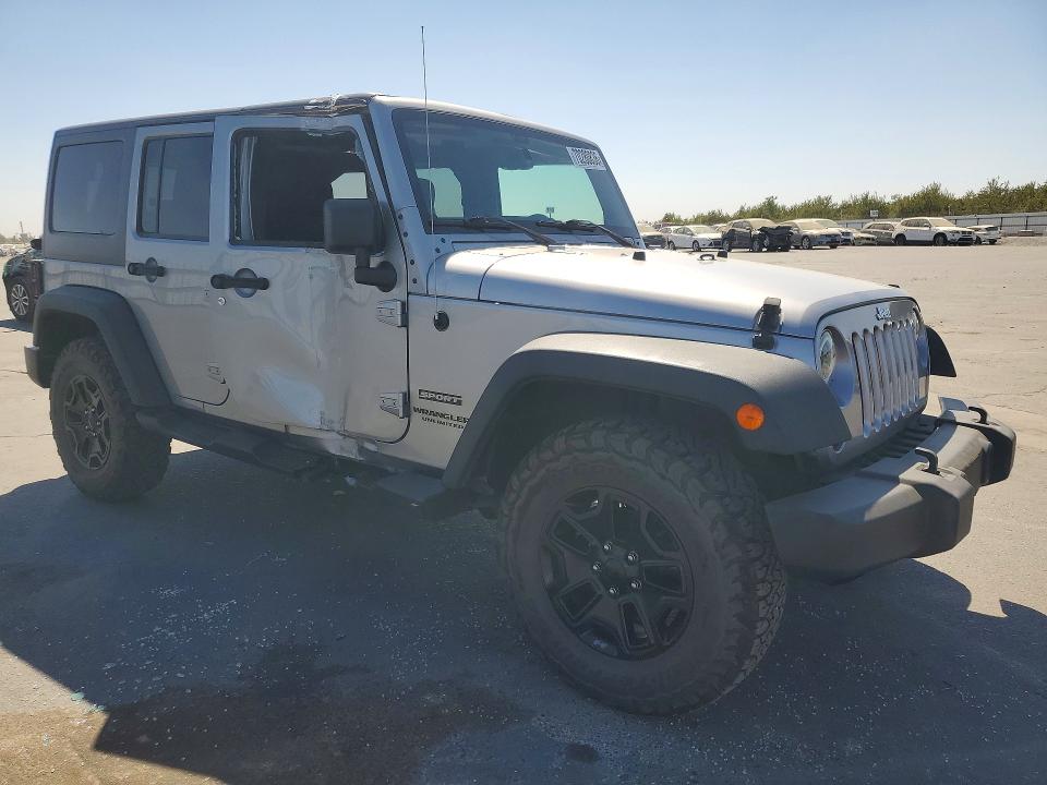 70280836 :رقم المزاد ، 1C4BJWDG6EL119967 vin ، 2014 Jeep Wrangler Unlimited مزاد بيع