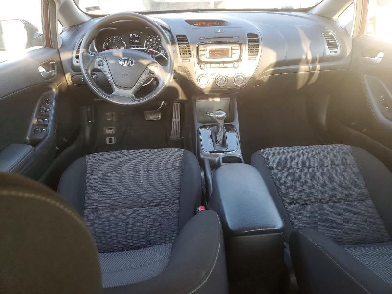 66515666 :رقم المزاد ، 3KPFK4A76HE123652 vin ، 2017 Kia Forte مزاد بيع