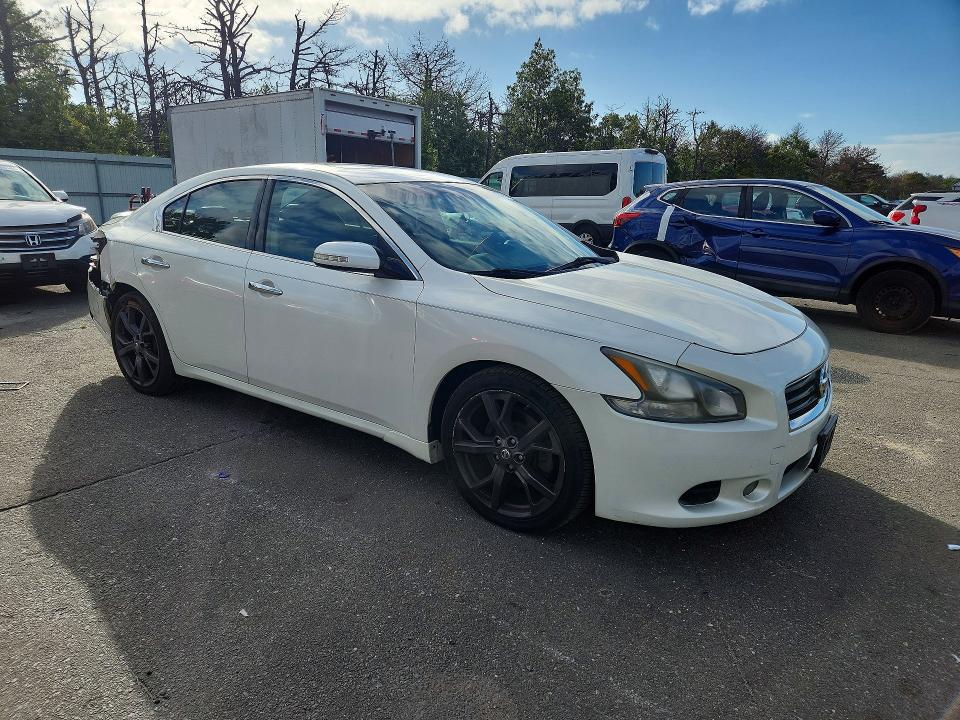 70257766 :رقم المزاد ، 1N4AA5AP2DC845050 vin ، 2013 Nissan Maxima مزاد بيع