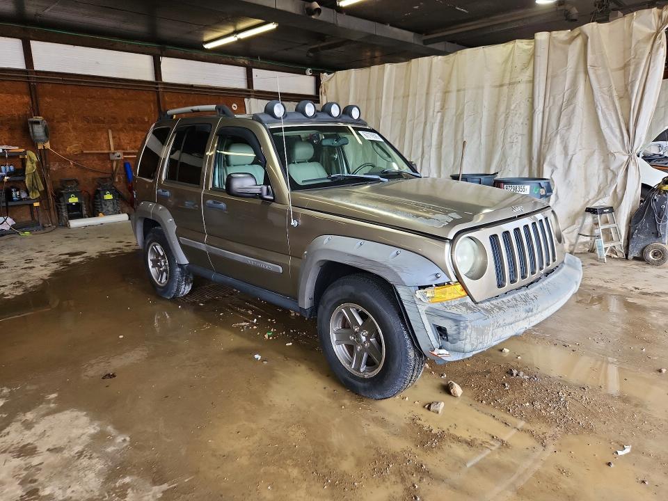 67779526 :رقم المزاد ، 1J8GL38K95W708533 vin ، 2005 Jeep Liberty مزاد بيع