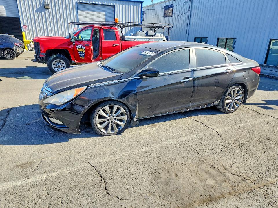 69170466 :رقم المزاد ، 5NPEC4AC4BH293985 vin ، 2011 Hyundai Sonata مزاد بيع
