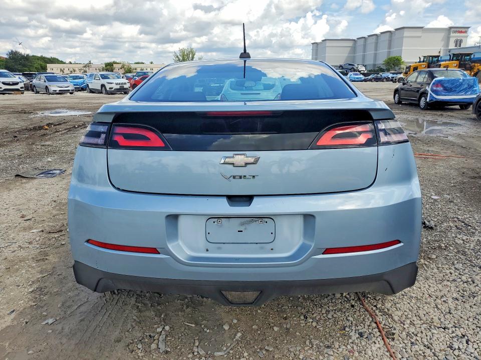 2015 Chevrolet Volt მანქანა იყიდება აუქციონზე, vin: 1G1RA6E46FU104876, აუქციონის ნომერი: 66100146