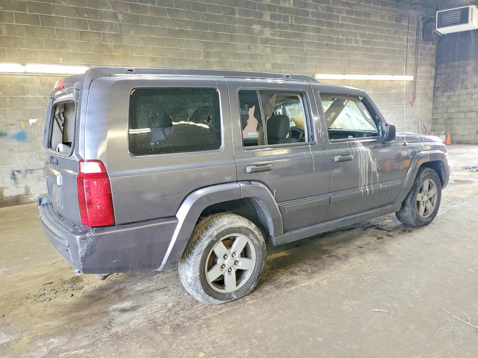 67254056 :رقم المزاد ، 1J8HG48K18C192382 vin ، 2008 Jeep Commander مزاد بيع