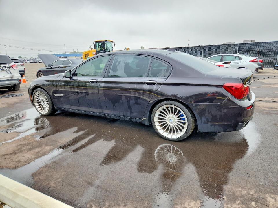 2015 Bmw 750 მანქანა იყიდება აუქციონზე, vin: WBAYF8C57FD653950, აუქციონის ნომერი: 67215186