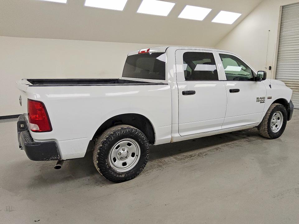 69420636 :رقم المزاد ، 1C6RR6KTXKS633482 vin ، 2019 Ram 1500 Classic مزاد بيع