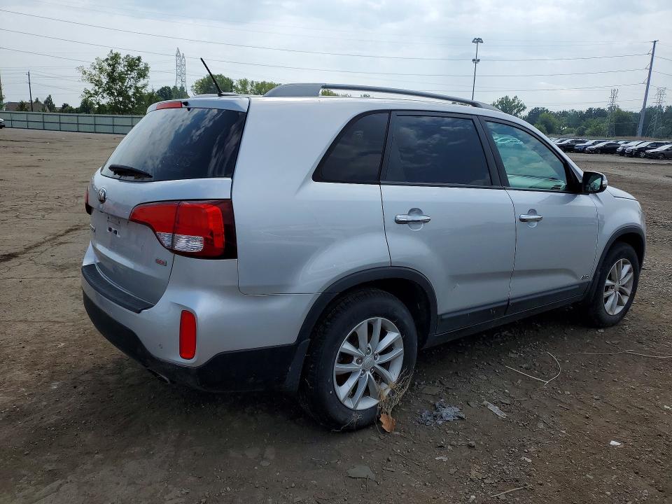 67864976 :رقم المزاد ، 5XYKTCA66FG604112 vin ، 2015 Kia Sorento مزاد بيع