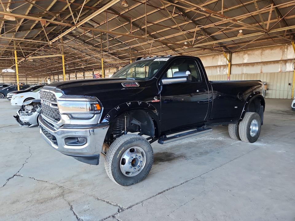 67901276 :رقم المزاد ، 3C63RRBL0NG245907 vin ، 2022 Ram 3500 مزاد بيع