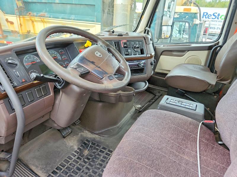 Aukcja sprzedaży 2016 Volvo Vnl, vin: 4V4N39TG2GN965504, numer aukcji: 65417356
