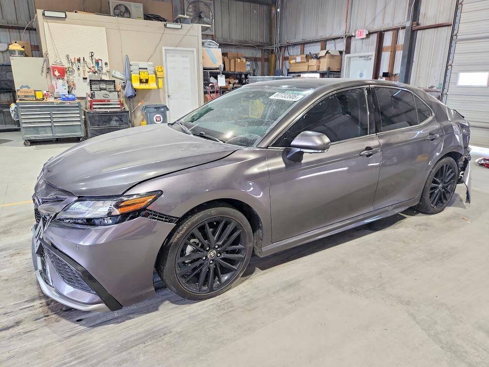 Продажа на аукционе авто 2022 Toyota Camry, vin: 4T1K61BK7NU054595, номер лота: 67732606