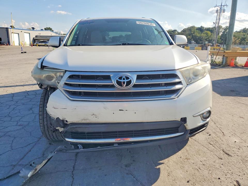 68260836 :رقم المزاد ، 5TDZA3EH4CS030575 vin ، 2012 Toyota Highlander مزاد بيع