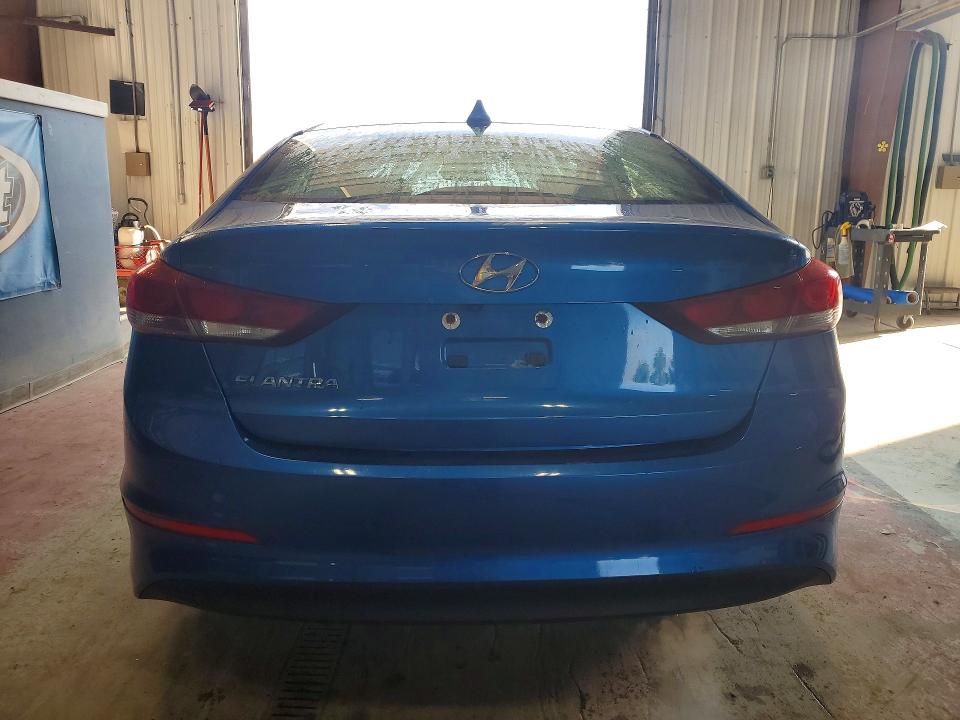 2017 Hyundai Elantra მანქანა იყიდება აუქციონზე, vin: 5NPD84LF2HH076285, აუქციონის ნომერი: 68143946
