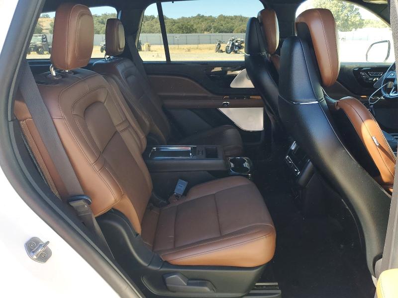 70467856 :رقم المزاد ، 5LM5J7XCXNGL03211 vin ، 2022 Lincoln Aviator مزاد بيع