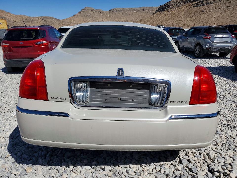 Aukcja sprzedaży 2007 Lincoln Town Car, vin: 1LNHM81W37Y611477, numer aukcji: 67221356