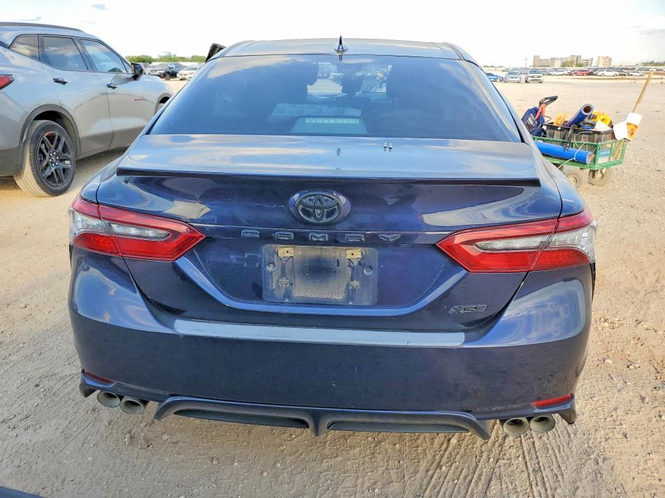Продажа на аукционе авто 2021 Toyota Camry, vin: 4T1K61AK3MU492319, номер лота: 70703906