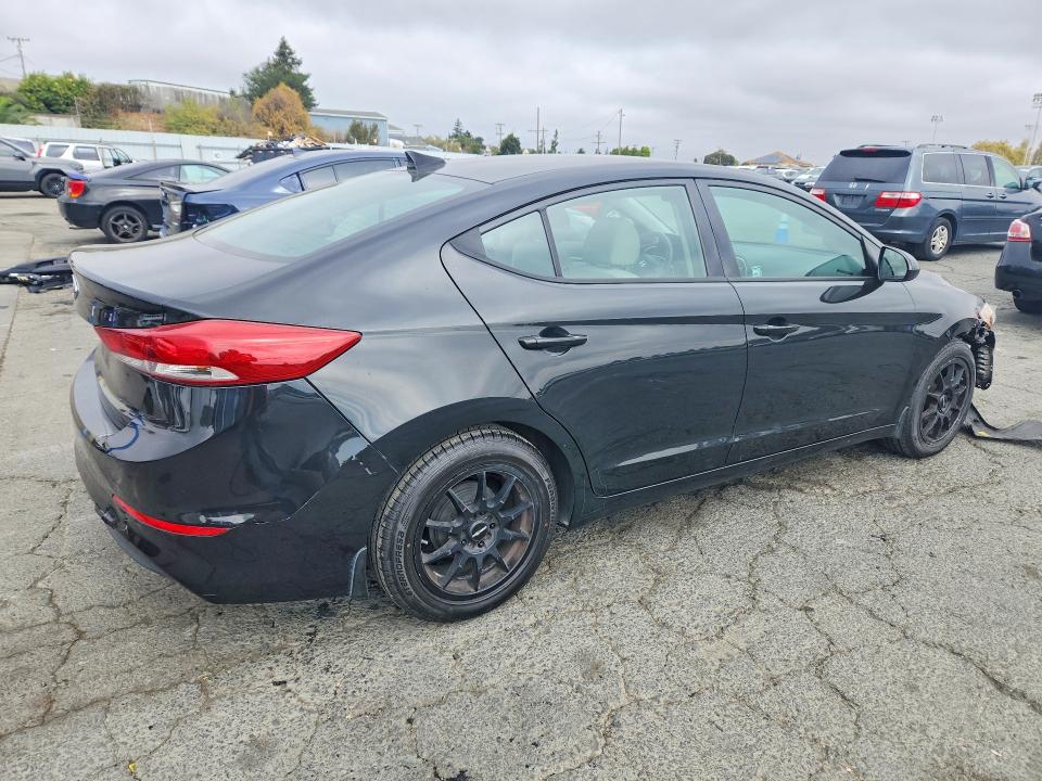 2017 Hyundai Elantra მანქანა იყიდება აუქციონზე, vin: 5NPD84LF3HH046826, აუქციონის ნომერი: 68714546