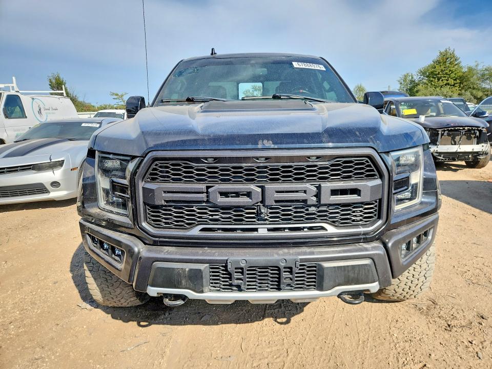 67888976 :رقم المزاد ، 1FTFW1RG7KFB28069 vin ، 2019 Ford F150 مزاد بيع