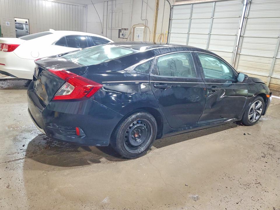 Продажа на аукционе авто 2019 Honda Civic, vin: 2HGFC2F64KH602389, номер лота: 67325196