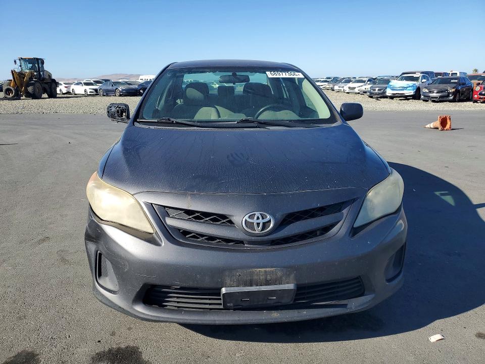 68977366 :رقم المزاد ، 5YFBU4EE4DP177476 vin ، 2013 Toyota Corolla مزاد بيع