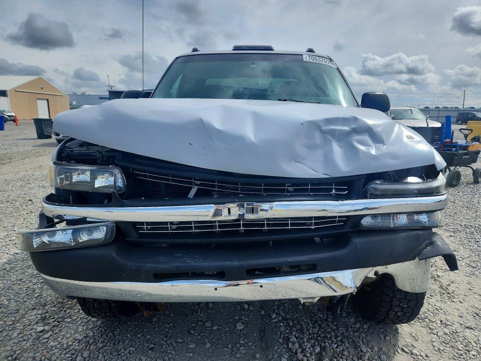 Продажа на аукционе авто 2002 Chevrolet Silverado, vin: 1GCHK23G82F130996, номер лота: 70632026