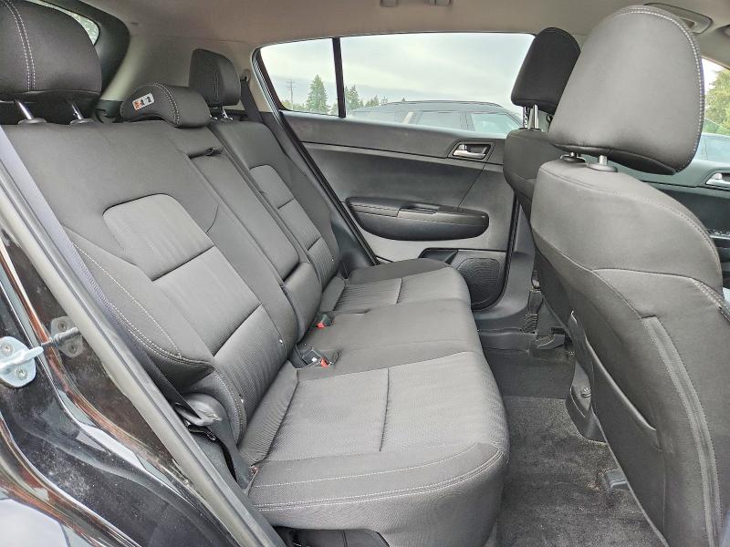 Продажа на аукционе авто 2017 Kia Sportage, vin: KNDPMCAC9H7130570, номер лота: 70490516