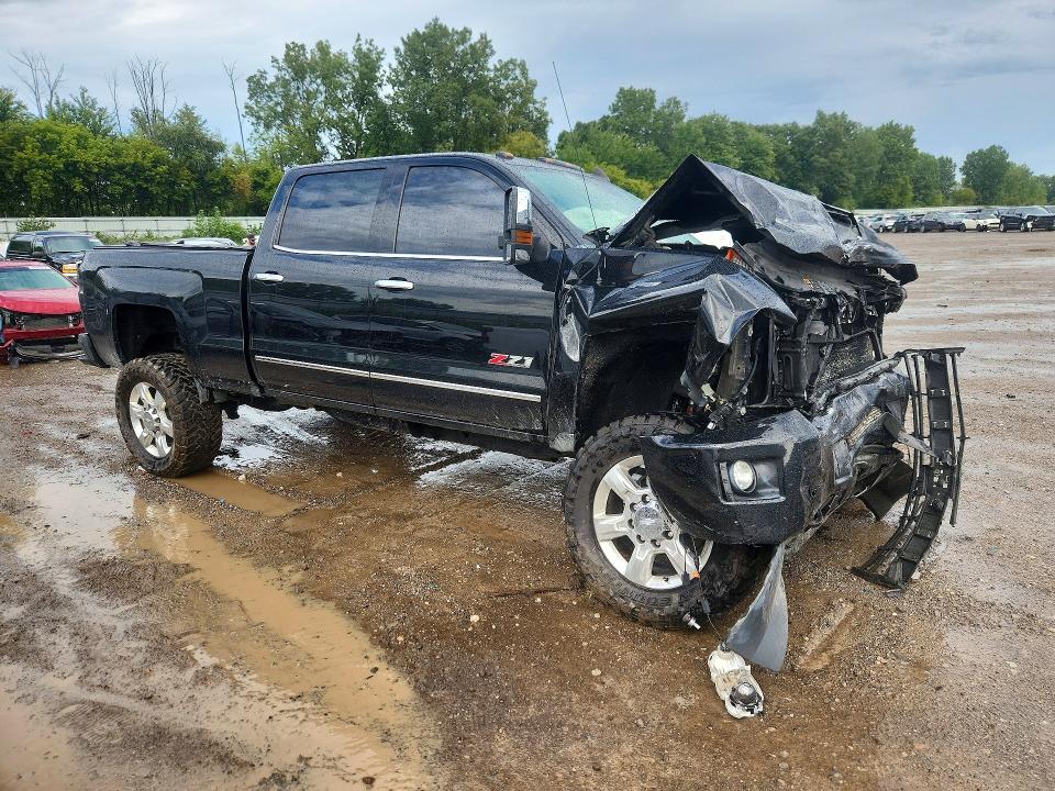 67794076 :رقم المزاد ، 1GC1KWEY6HF238329 vin ، 2017 Chevrolet Silverado مزاد بيع
